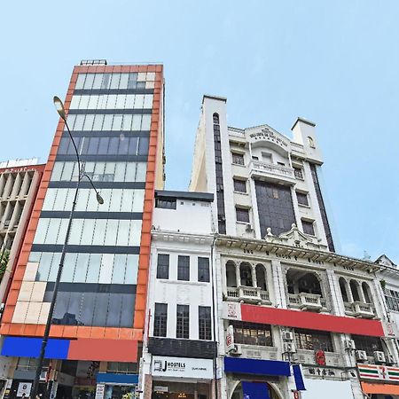 Super Oyo 90572 J Hotel Masjid India Куала Лумпур Екстериор снимка